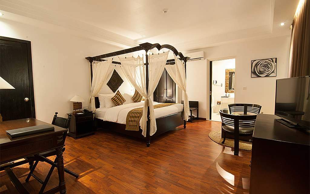 La Rose Suite Premium Room