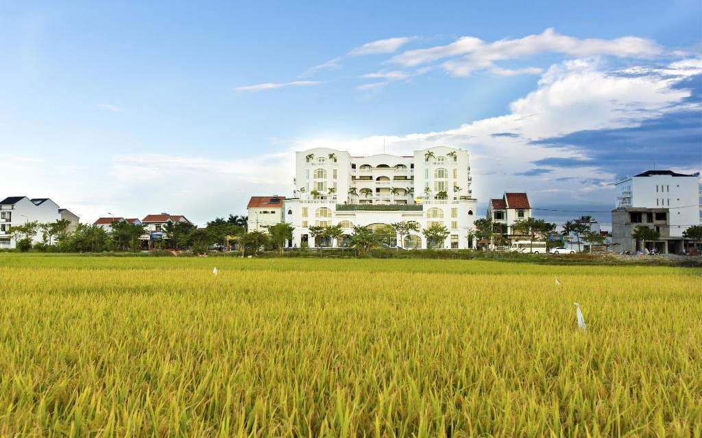 Lasenta Boutique Hotel Hoian Overview