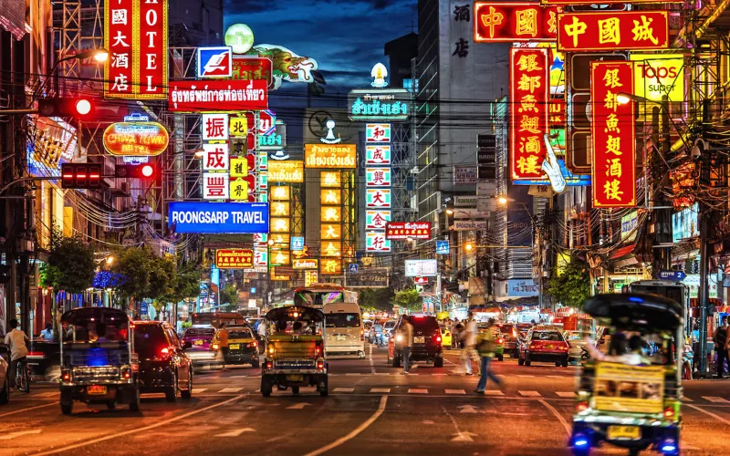 A Rua Yaowarat é o centro vibrante da Chinatown