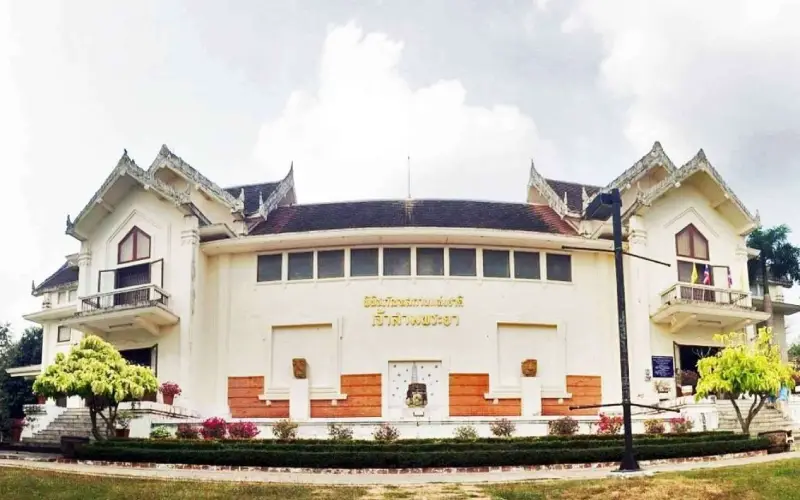 Museu Chao Sam Phraya revela tesouros de Ayutthaya