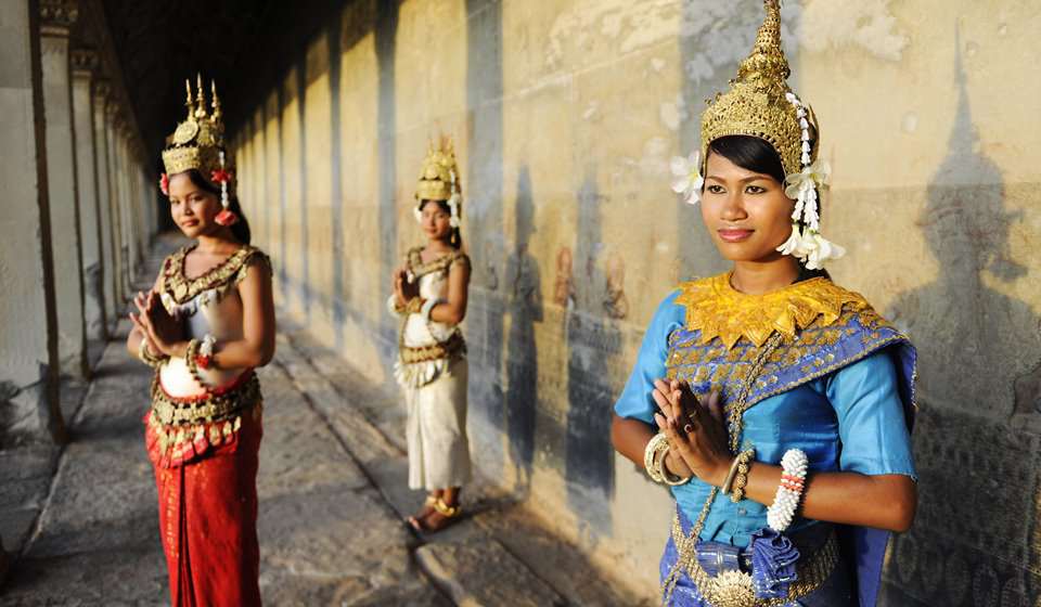 Cambodian greeting style
