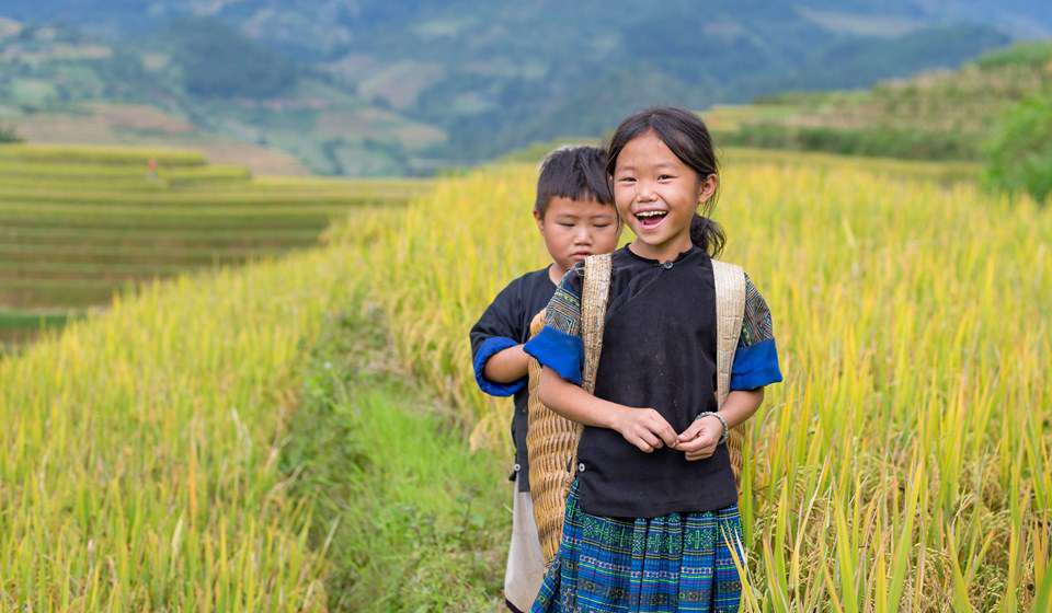 mu cang chai, Hmong girls