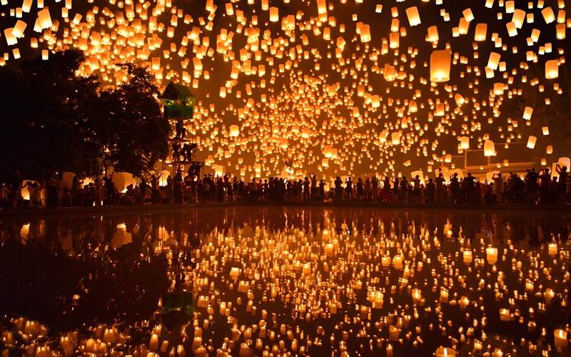 Festival de los faroles flotantes de Chiang Mai