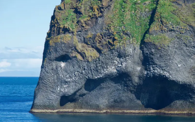 Elephant Head Rock atrai mergulhadores em Similan