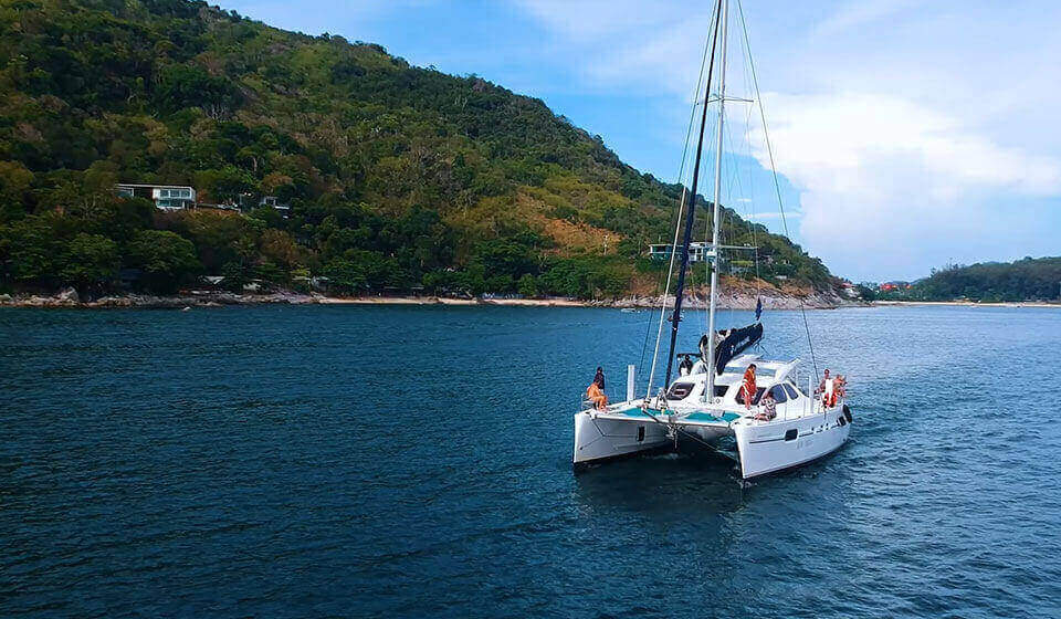 Phuket-naiharn_beach