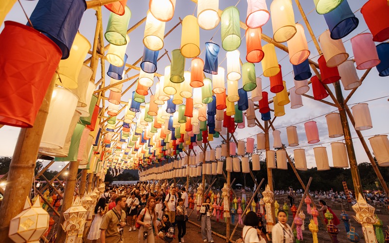 lantern festival chiang mai