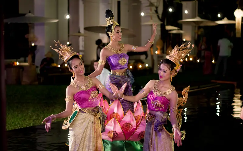 Atividades interativas, apresentações ao vivo e atrações imersivas