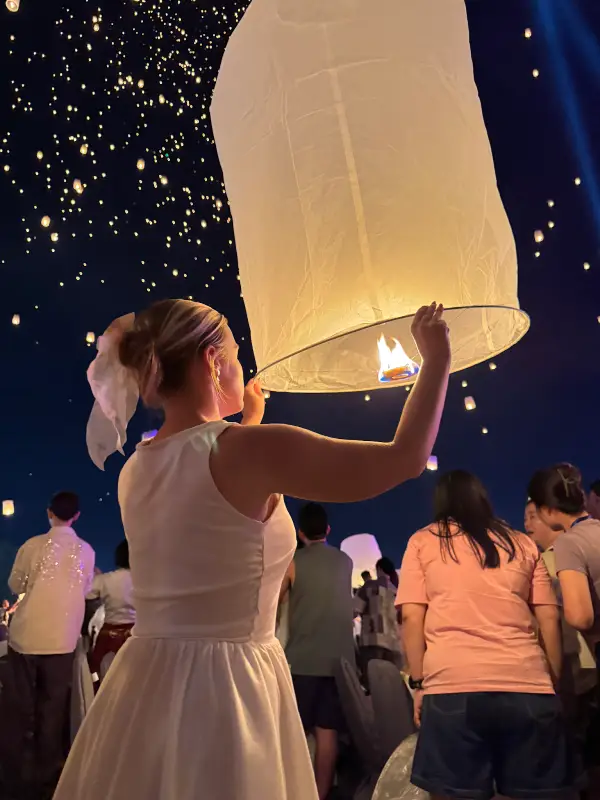 O Festival Yi Peng tem origem na tradição Lanna