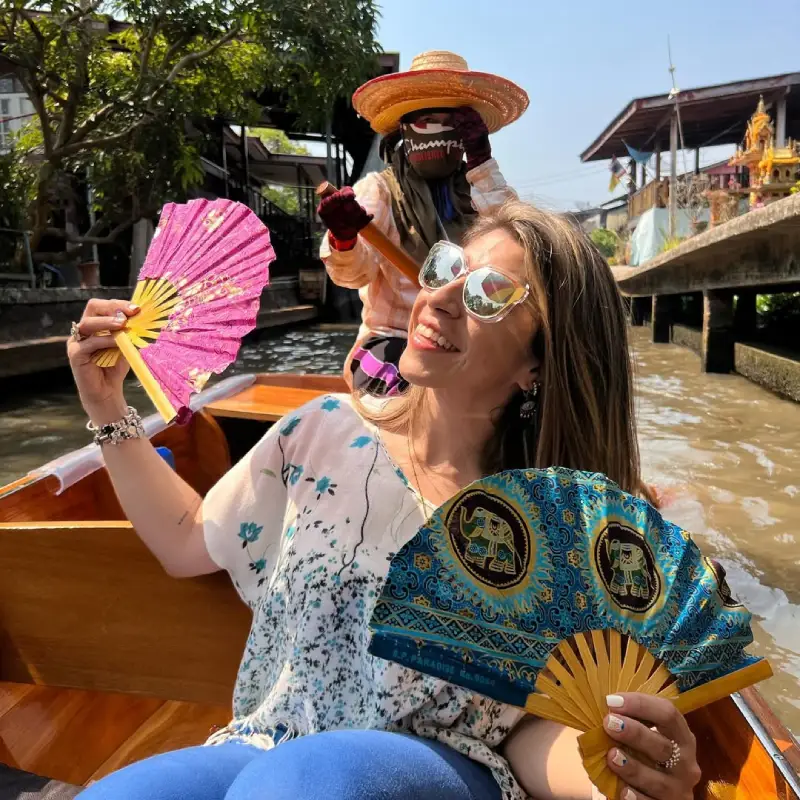 Você também terá a chance de visitar a charmosa Fazenda de Açúcar de Coco nas proximidades