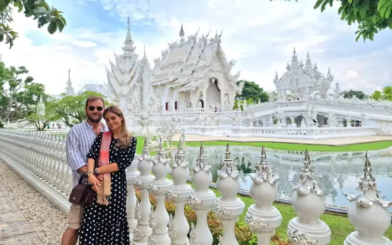 Wat Rong Khun - Templo Branco é um dos lugares mais populares em Chiang Rai