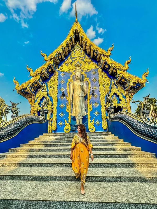 A beleza de Wat Rong Suea Ten maravilha quem o visita