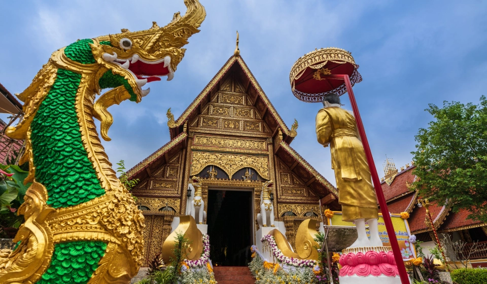 Viagem para Wat Phra Singh Chiang Rai