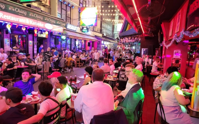 Silom é ideal para negócios e vida noturna vibrante