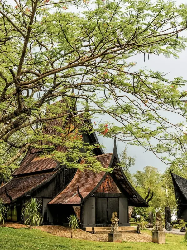 Museu Baan Dam fica na zona rural tranquila de Chiang Rai