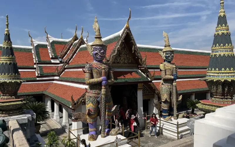 De todos os ângulos, o Wat Phra Kaew sempre desperta sentimentos de nostalgia