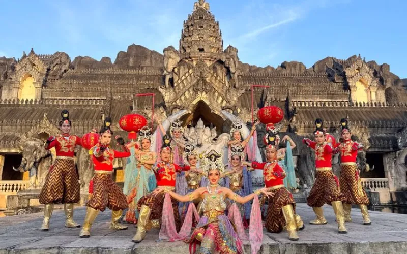 Phuket FantaSea é parque temático cultural tailandês