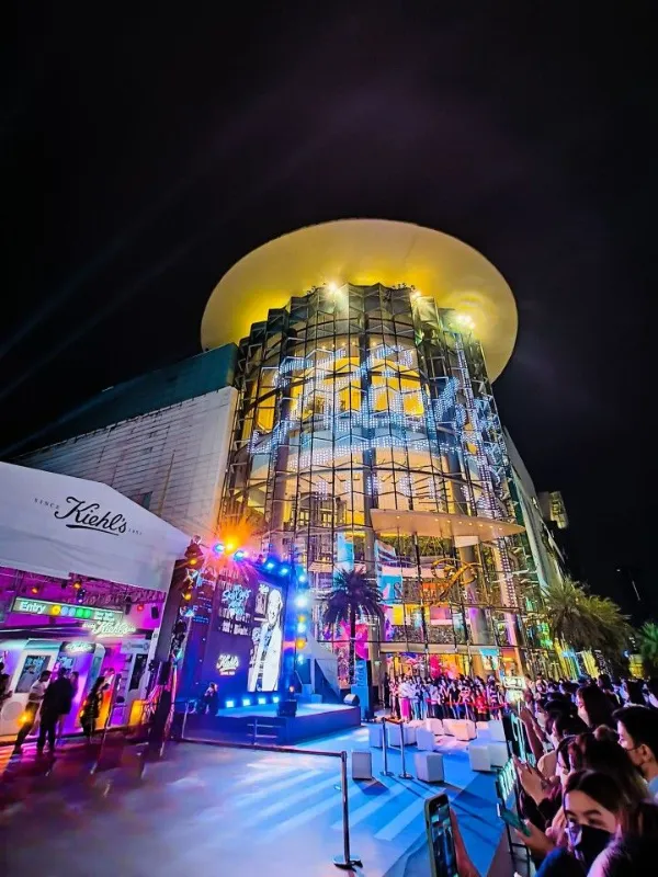 Siam Paragon é um dos shoppings mais famosos da Tailândia
