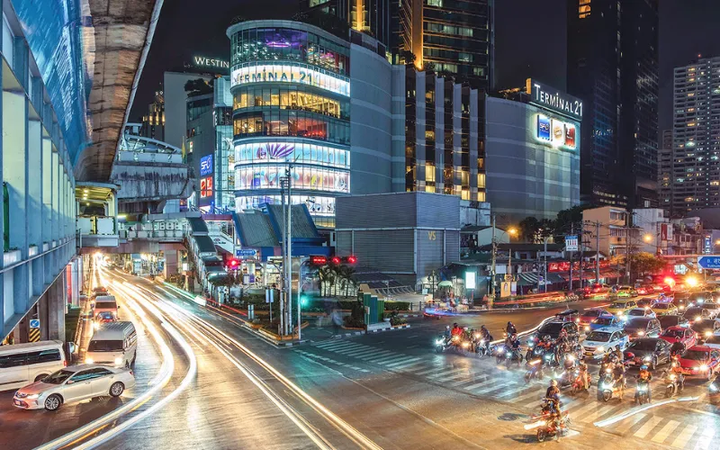 Sukhumvit tem conforto moderno, mas menos tradição