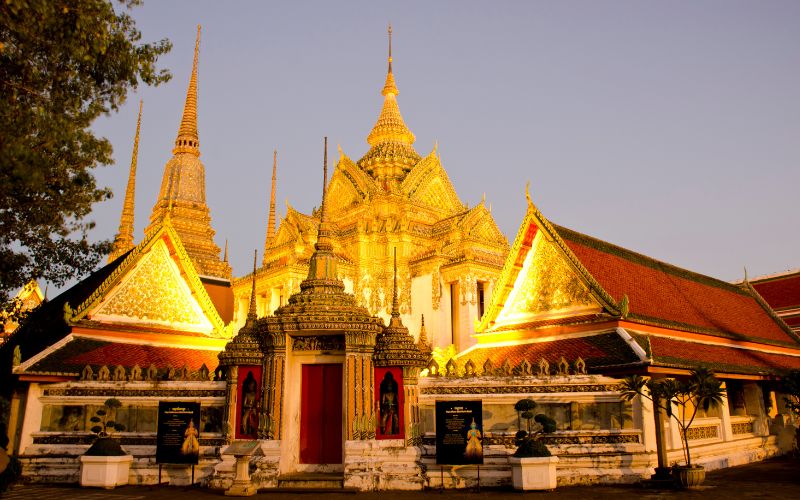 watpho at night