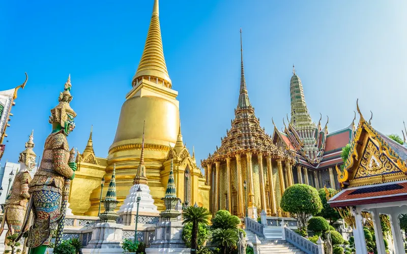 Viva Bangkok com uma mistura de marcos sagrados e cultura vibrante