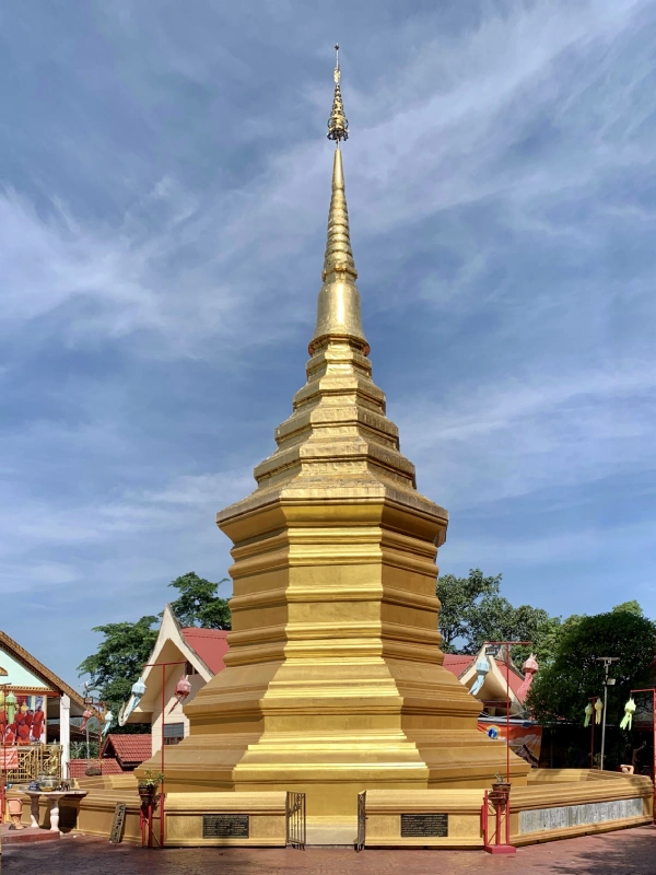 Chedi encanta ao pôr do sol e em cerimônias