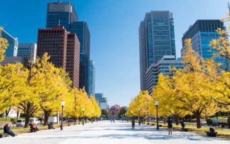 Viagem de outono ao Japão e à Tailândia