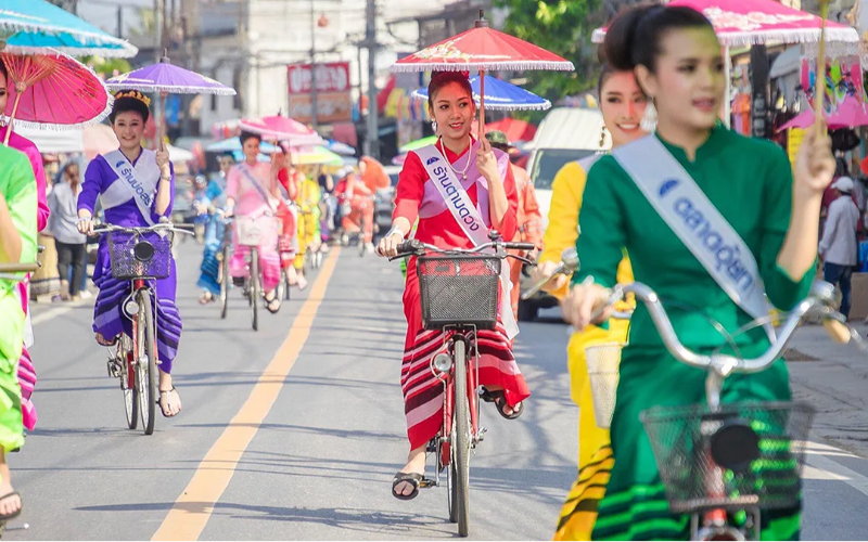 Este festival será realizado no terceiro fim de semana de janeiro, na vila de Bo Sang