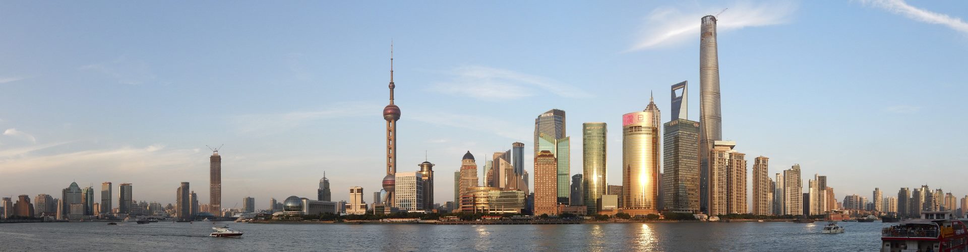 18 días Pequín – Shanghái – Hong Kong – Singapur – Bangkok – Phuket.