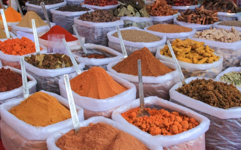 As especiarias tailandesas são perfeitas para viajantes que apreciam sabores marcantes e picantes