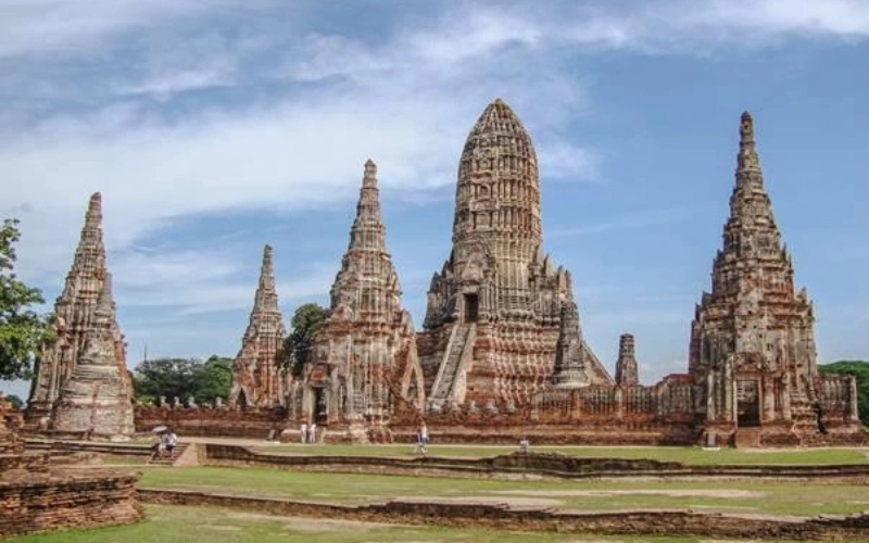 Ayutthaya: ruínas antigas e templos tombados pela UNESCO