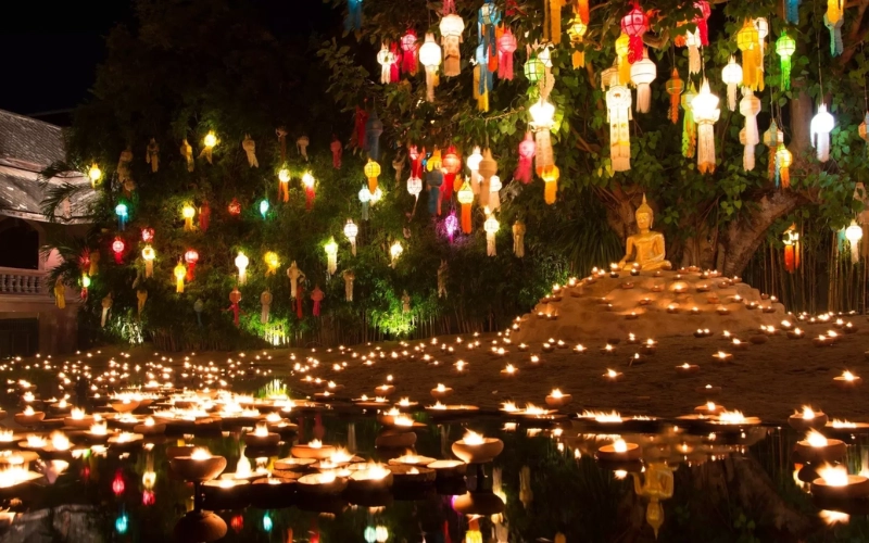 Chiang Mai brilha com o Festival Loy Krathong