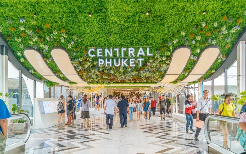 Compre com conforto e aproveite as promoções sazonais no Central Phuket antes das festas de fim de ano