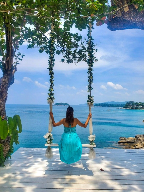 Milhões visitam Phuket por praias tropicais