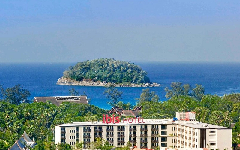 O Ibis Phuket Kata oferece preços acessíveis e comodidades modernas