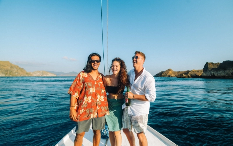 Tanto a Tailândia quanto a Indonésia oferecem experiências que tocam profundamente os viajantes brasileiros