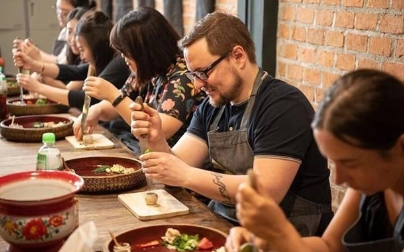 Tingly Thai Class: cozinhar, se divertir e vivenciar a cultura local