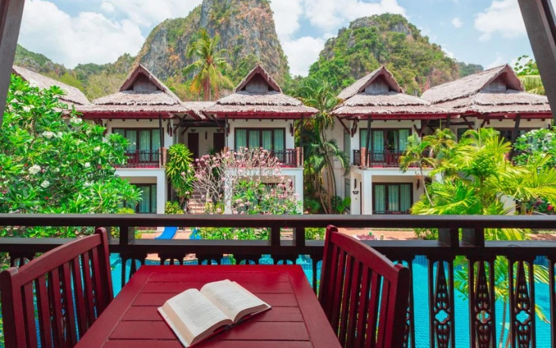 Railay Village Resort oferece vistas belas e conforto
