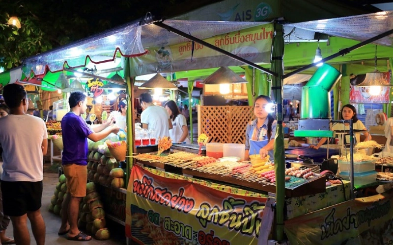 Visite Khon Kaen e explore sabores