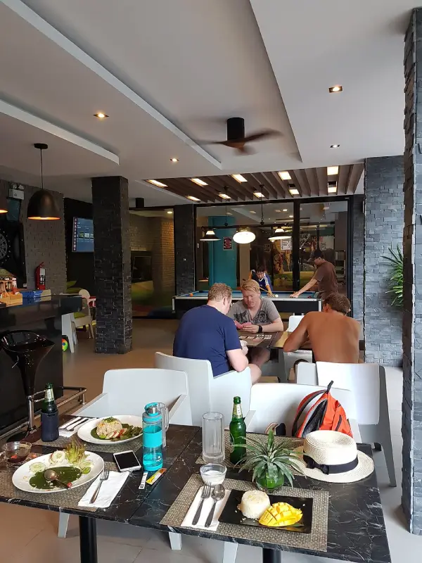 Restaurantes no local para agradar diferentes paladares.