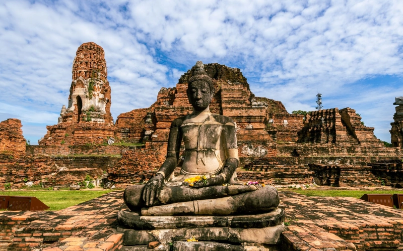 Wat Mahathat fica no centro de Ayutthaya Tailândia