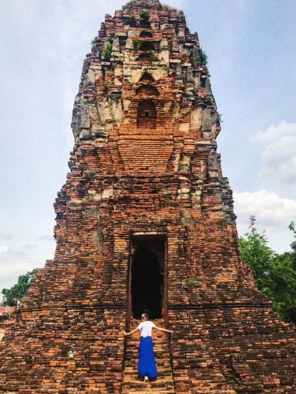 Wat Mahathat é um templo histórico e cheio de beleza