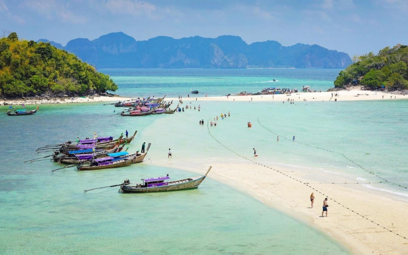 Thale Waek tem mar que se divide na maré