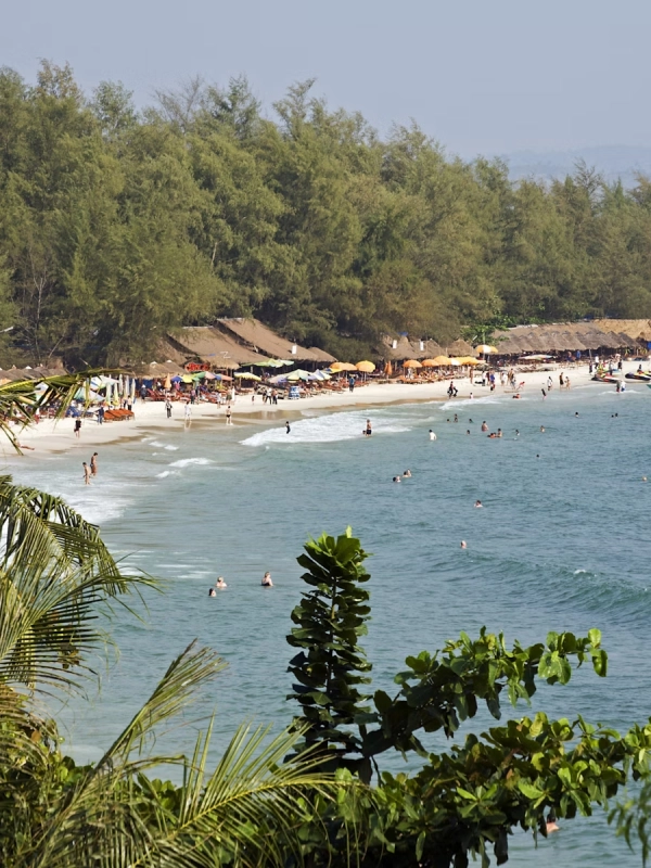 Otres 1 Beach em Sihanoukville tem areia dourada