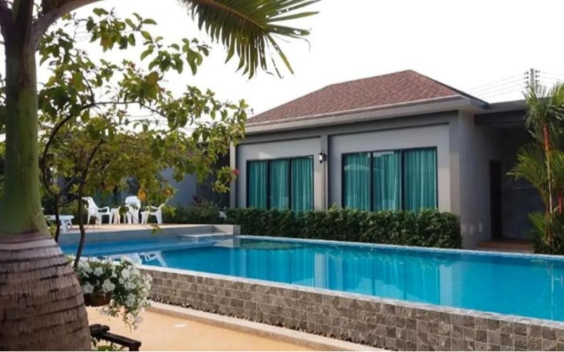 Baanmee Phuket oferece quartos espaçosos com vista