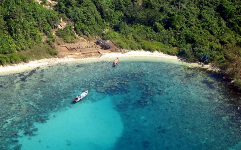 Koh Tang é ilha remota famosa por mergulho excelente