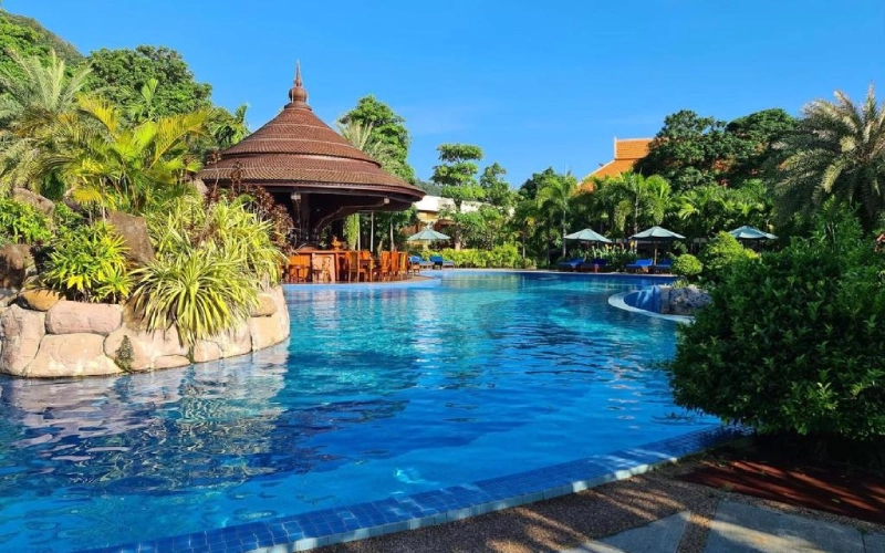 Try Palace Resort Kep oferece calma e vista mar