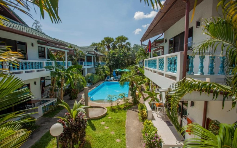 Ya Nui Resort oferece estadia aconchegante à beira-mar