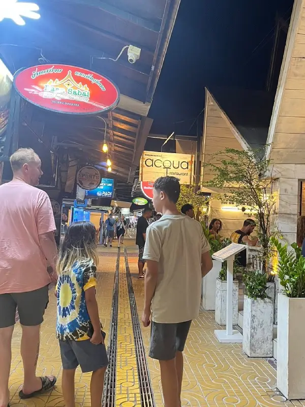 ACQUA encanta viajantes com culinária e brisa do mar