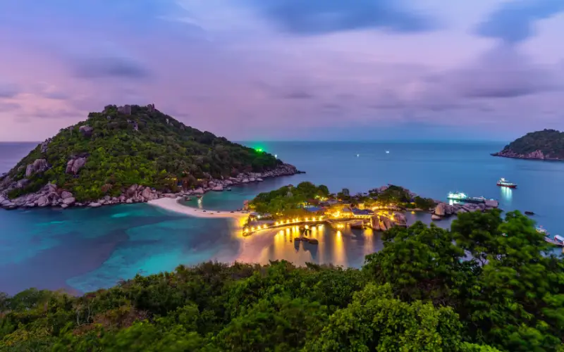 Tailandia oferece estadia à beira mar com vista