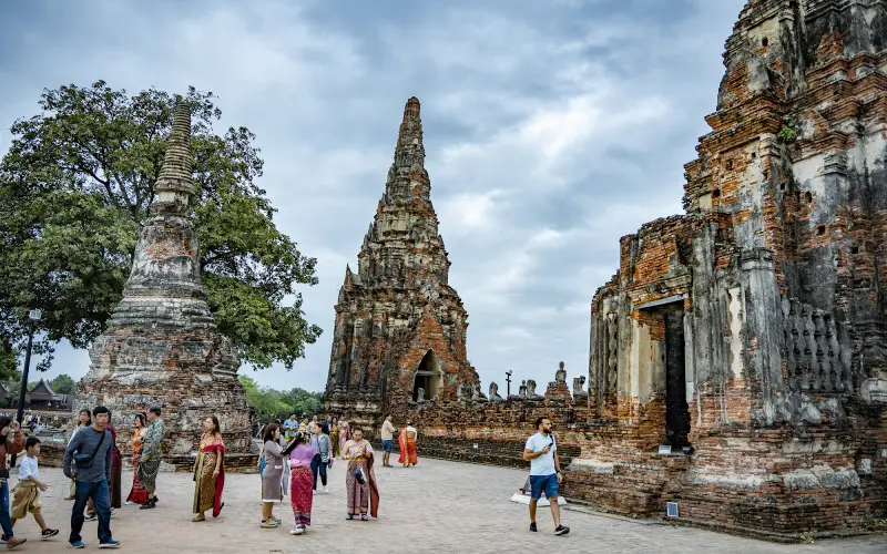 Viaje cedo para Ayutthaya e aproveite com calma